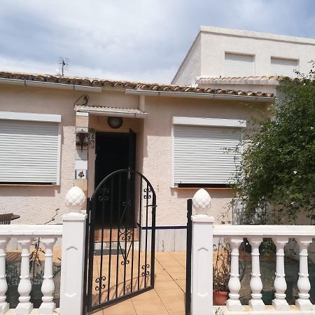 Bungalow Cerca De La Playa Denia Exterior foto